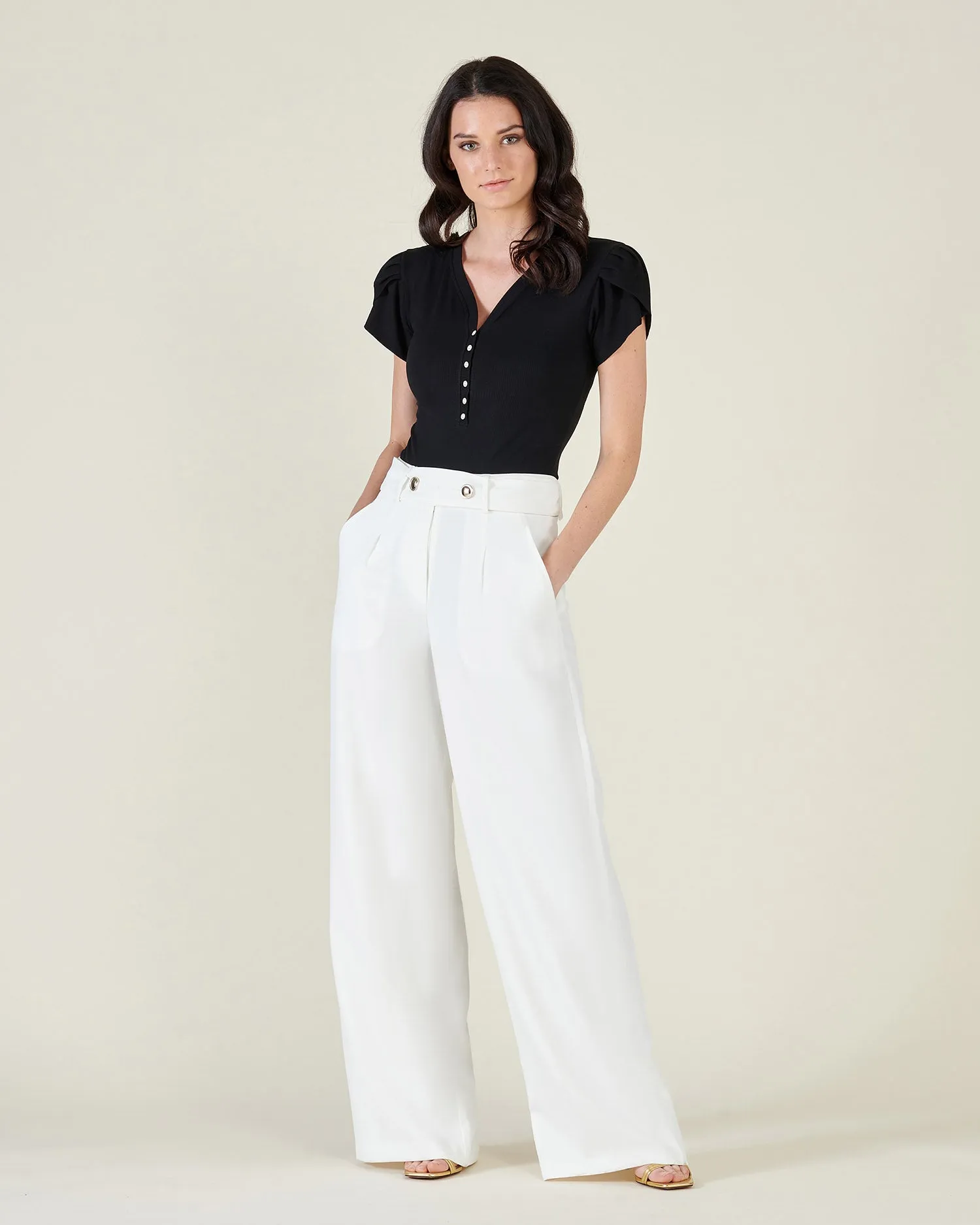 Classic wide trousers