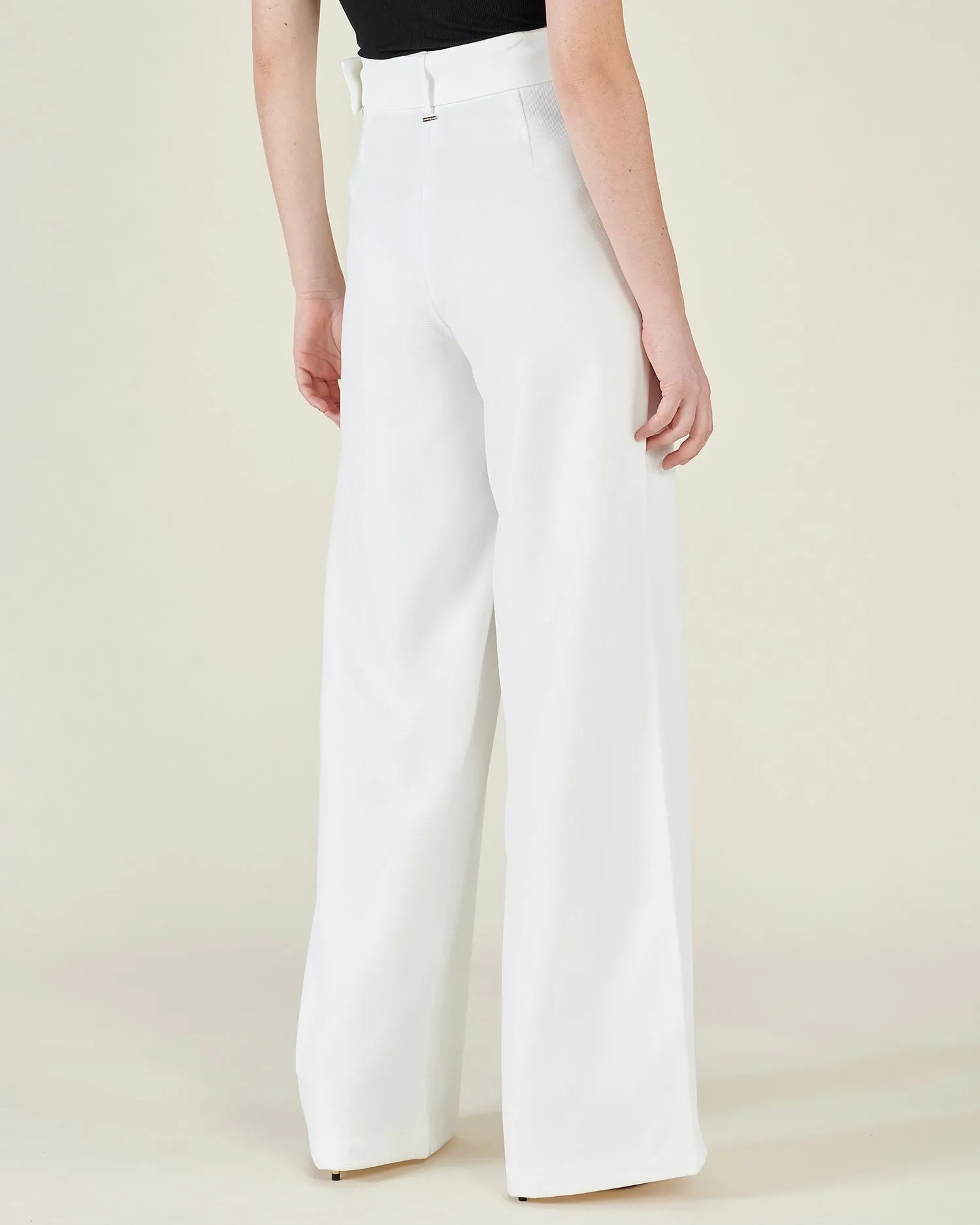 Classic wide trousers