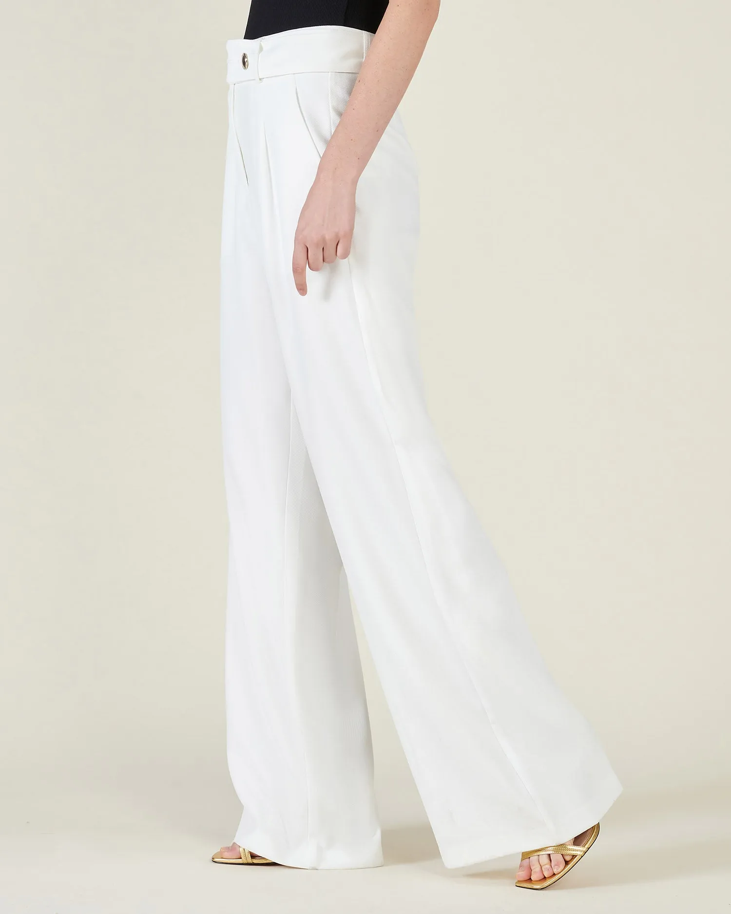 Classic wide trousers