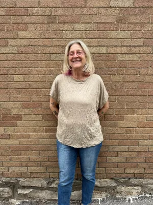 CRINKLE SOLID DOLMAN TOP