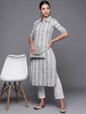 Women Striped Kurta With Trousers